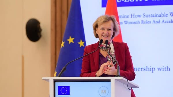 الاتحاد الأوروبي ومصر يعززان الشراكة المائية لتمكين المرأة