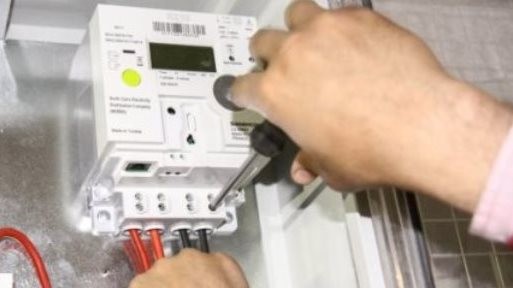 الكهرباء تحذر المخالفين: تقنيات ذكية لكشف السرقة وغرامات تصل إلى مليون دينار